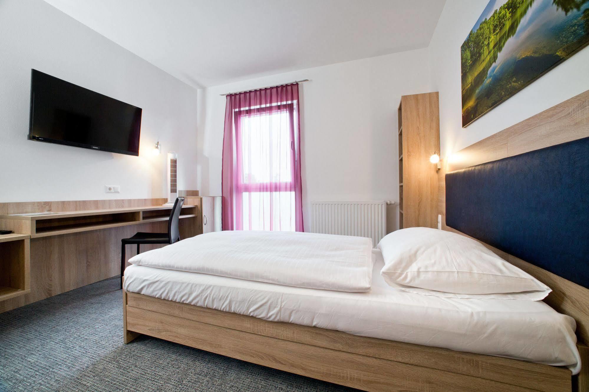 Cleverhotel Herzogenburg Zewnętrze zdjęcie